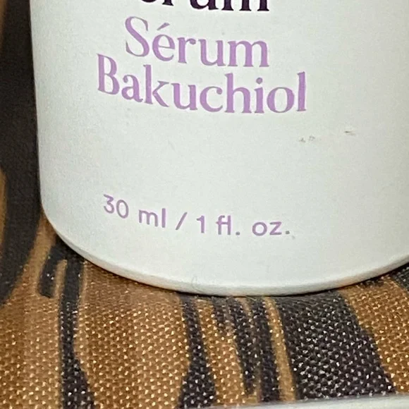 Bakuchiol Cream and Serum Set - White and Silver - Picture 7 of 8